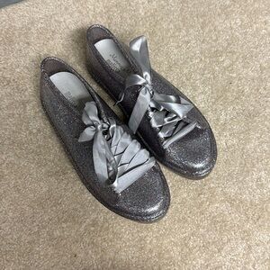 Women’s 7 DISNEY X MELISSA Silver Sparkle Lace Up Sparkle Sneakers Walking Shoes